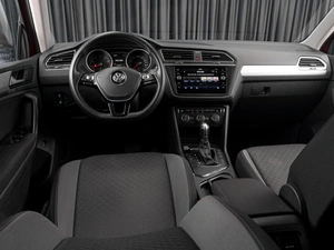 Внедорожник Volkswagen Tiguan 2019 года, 2354000 рублей, Тюмень