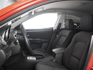 Седан Mazda 3 2006 года, 590000 рублей, Омск