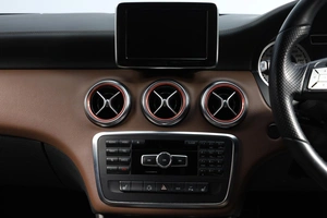 Хетчбэк Mercedes-benz A-класс 2013 года, 1669000 рублей, Новосибирск