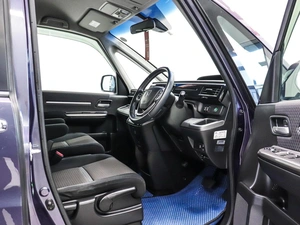 Минивэн Honda Stepwgn Spada 2016 года, 1699000 рублей, Красноярск