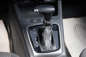 Хетчбэк Kia Rio X 2021 года, 1899000 рублей, Новосибирск