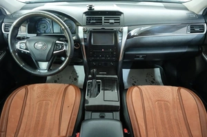 Седан Toyota Camry 2016 года, 1989000 рублей, Омск