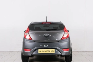 Хетчбэк Hyundai Solaris 2012 года, 729000 рублей, Красноярск
