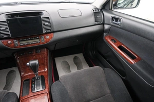 Седан Toyota Camry 2005 года, 1049000 рублей, Красноярск