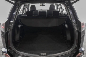 Внедорожник Toyota RAV4 2017 года, 2999000 рублей, Барнаул