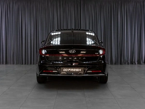 Седан Hyundai Sonata 2019 года, 2349000 рублей, Тюмень