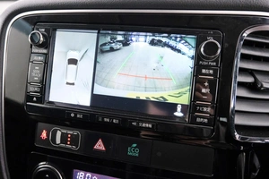 Внедорожник Mitsubishi Outlander 2018 года, 2339000 рублей, Красноярск