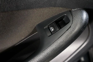 Седан Volkswagen Jetta 2012 года, 889000 рублей, Пермь