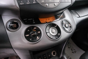 Внедорожник Toyota RAV4 2007 года, 1199000 рублей, Красноярск