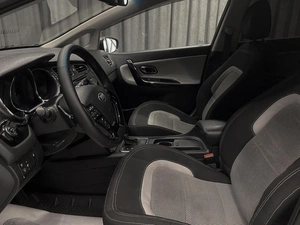 Универсал Kia Ceed 2012 года, 899000 рублей, Красноярск