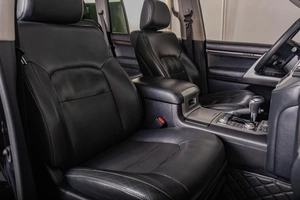 Внедорожник Toyota Land Cruiser 2018 года, 6739000 рублей, Томск