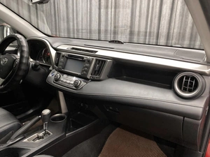 Внедорожник Toyota RAV4 2015 года, 1790000 рублей, Красноярск