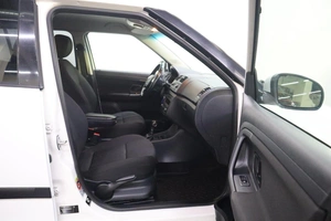 Хэтчбек Skoda Fabia 2011 года, 680000 рублей, Брянск