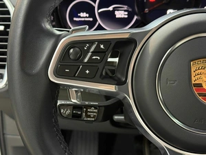 Внедорожник Porsche Cayenne Coupe 2022 года, 12800000 рублей, Красноярск