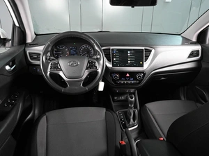 Седан Hyundai Solaris 2018 года, 1639000 рублей, Ростов-на-Дону