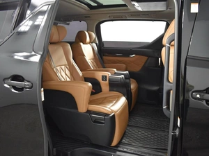 Минивэн Toyota Vellfire 2018 года, 6793900 рублей, Казань