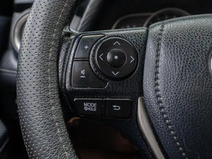 Внедорожник Toyota RAV4 2015 года, 1799000 рублей, Волгоград