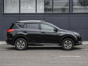 Внедорожник Toyota RAV4 2013 года, 1899000 рублей, Кирилловка