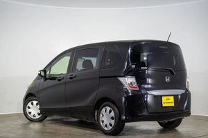 Минивэн Honda Freed 2013 года, 1229000 рублей, Оренбург