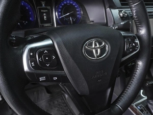 Седан Toyota Camry 2016 года, 1955000 рублей, Ростов-на-Дону