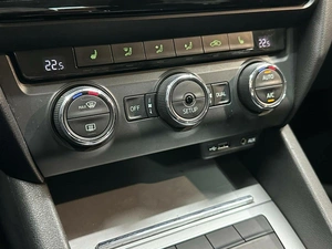 Лифтбек Skoda Octavia 2014 года, 998000 рублей, Красноярск