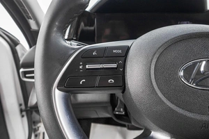 Седан Hyundai Elantra 2021 года, 1649000 рублей, Барнаул