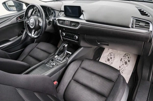 Седан Mazda 6 2018 года, 1999000 рублей, Красноярск