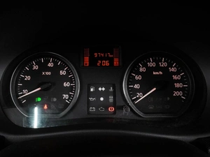 Седан Renault Logan 2013 года, 599000 рублей, Воронеж