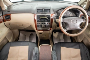 Минивэн Toyota Ipsum 2001 года, 759000 рублей, Барнаул