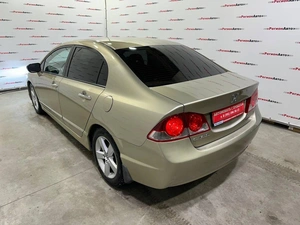 Седан Honda Civic 2007 года, 735000 рублей, Красноярск