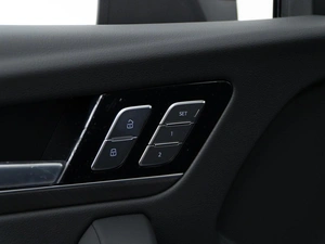 Внедорожник Audi Q5 2025 года, 5788999 рублей, Москва