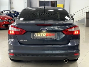 Седан Ford Focus 2012 года, 747000 рублей, Солонцы