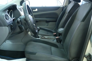 Седан Ford Focus 2008 года, 559000 рублей, Омск