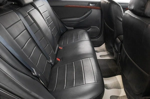 Седан Toyota Avensis 2005 года, 709000 рублей, Барнаул