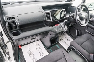Минивэн Honda Stepwgn Spada 2013 года, 1489000 рублей, Красноярск