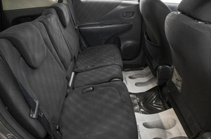 Хетчбэк Toyota Ractis 2006 года, 709000 рублей, Барнаул
