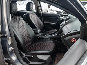 Хетчбэк Ford Focus 2012 года, 900000 рублей, Краснодар