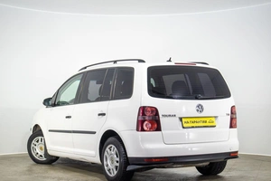 Минивэн Volkswagen Touran 2010 года, 819000 рублей, Оренбург
