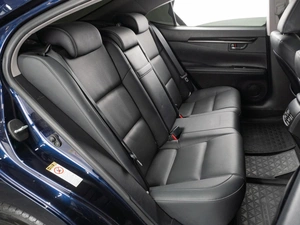 Седан Lexus ES 2017 года, 2629000 рублей, Тюмень
