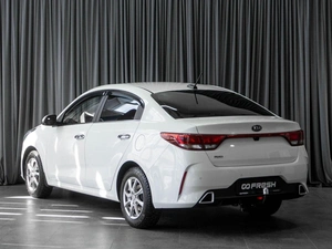 Седан Kia Rio 2020 года, 1819000 рублей, Тюмень