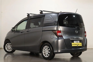 Минивэн Honda Freed 2012 года, 1069000 рублей, Челябинск
