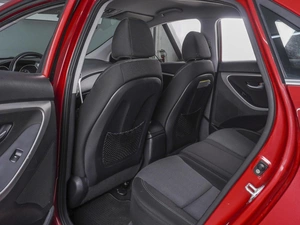 Хетчбэк Hyundai Elantra 2013 года, 1050000 рублей, Ростов-на-Дону
