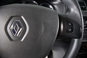 Хетчбэк Renault Sandero 2018 года, 849000 рублей, Пермь