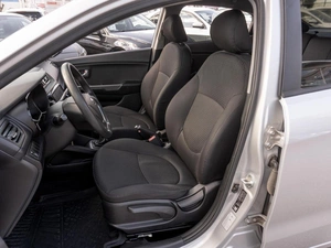 Седан Kia Rio 2016 года, 739000 рублей, Саратов