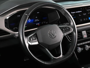 Внедорожник Volkswagen Taos 2022 года, 2749000 рублей, Аксай