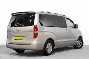 Минивэн Hyundai Grand Starex 2008 года, 1499000 рублей, Барнаул