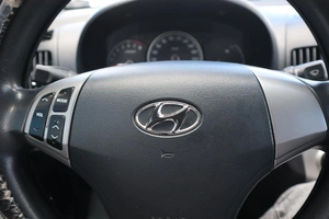 Седан Hyundai Elantra 2010 года, 630000 рублей, Мирное
