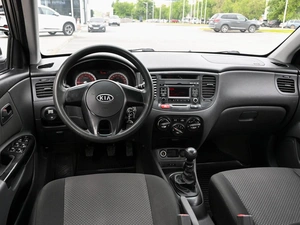 Седан Kia Rio 2011 года, 659000 рублей, Волгоград