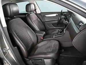 Седан Volkswagen Passat 2012 года, 1069000 рублей, Аксай