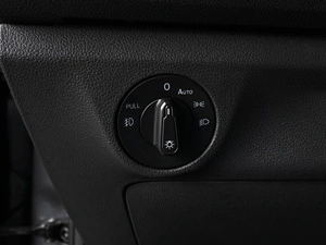 Седан Volkswagen Jetta 2020 года, 1890000 рублей, Аксай